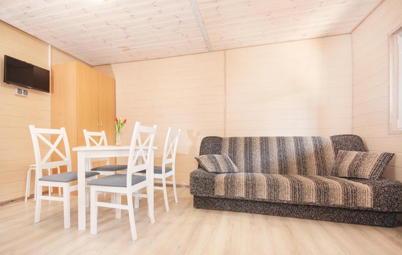 Przyjazna Osada - Domki I Apartamenty Ujście-Darłowskie Extérieur photo