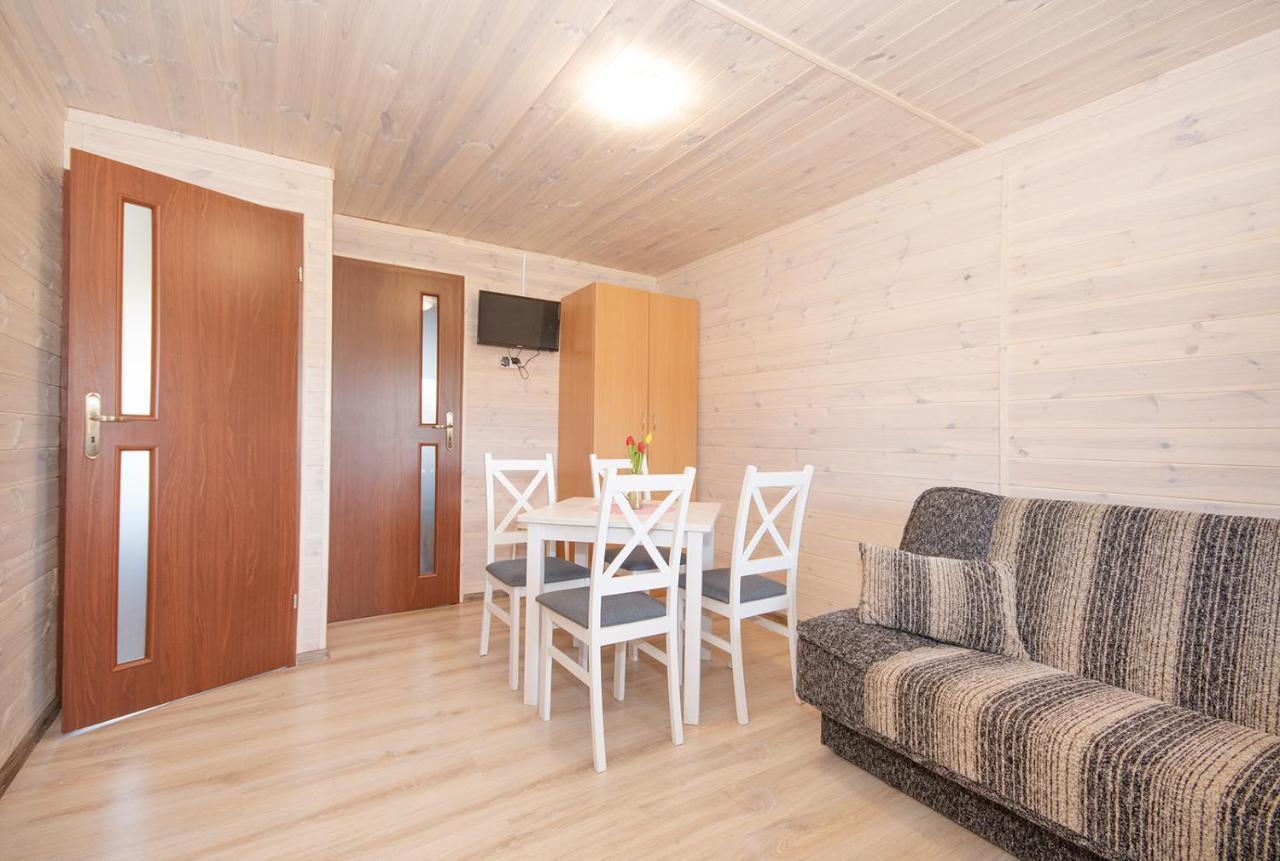 Przyjazna Osada - Domki I Apartamenty Ujście-Darłowskie Extérieur photo
