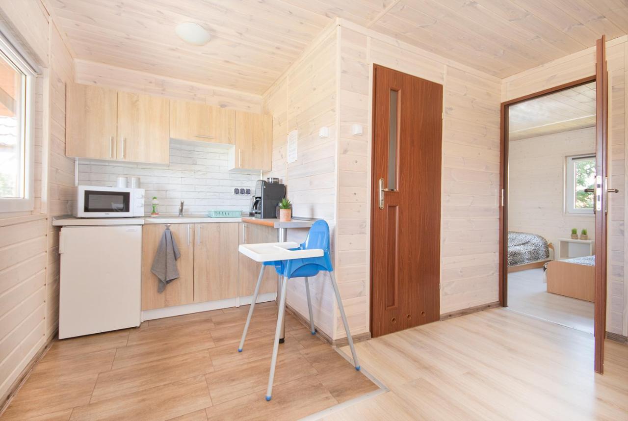 Przyjazna Osada - Domki I Apartamenty Ujście-Darłowskie Extérieur photo
