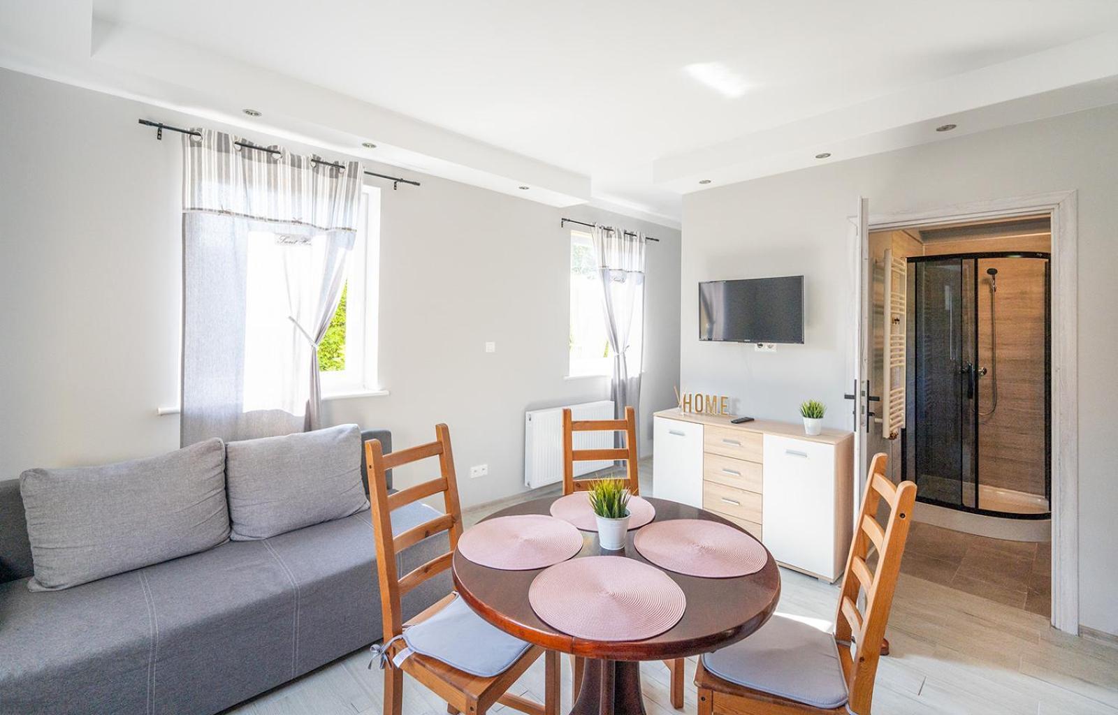Przyjazna Osada - Domki I Apartamenty Ujście-Darłowskie Extérieur photo