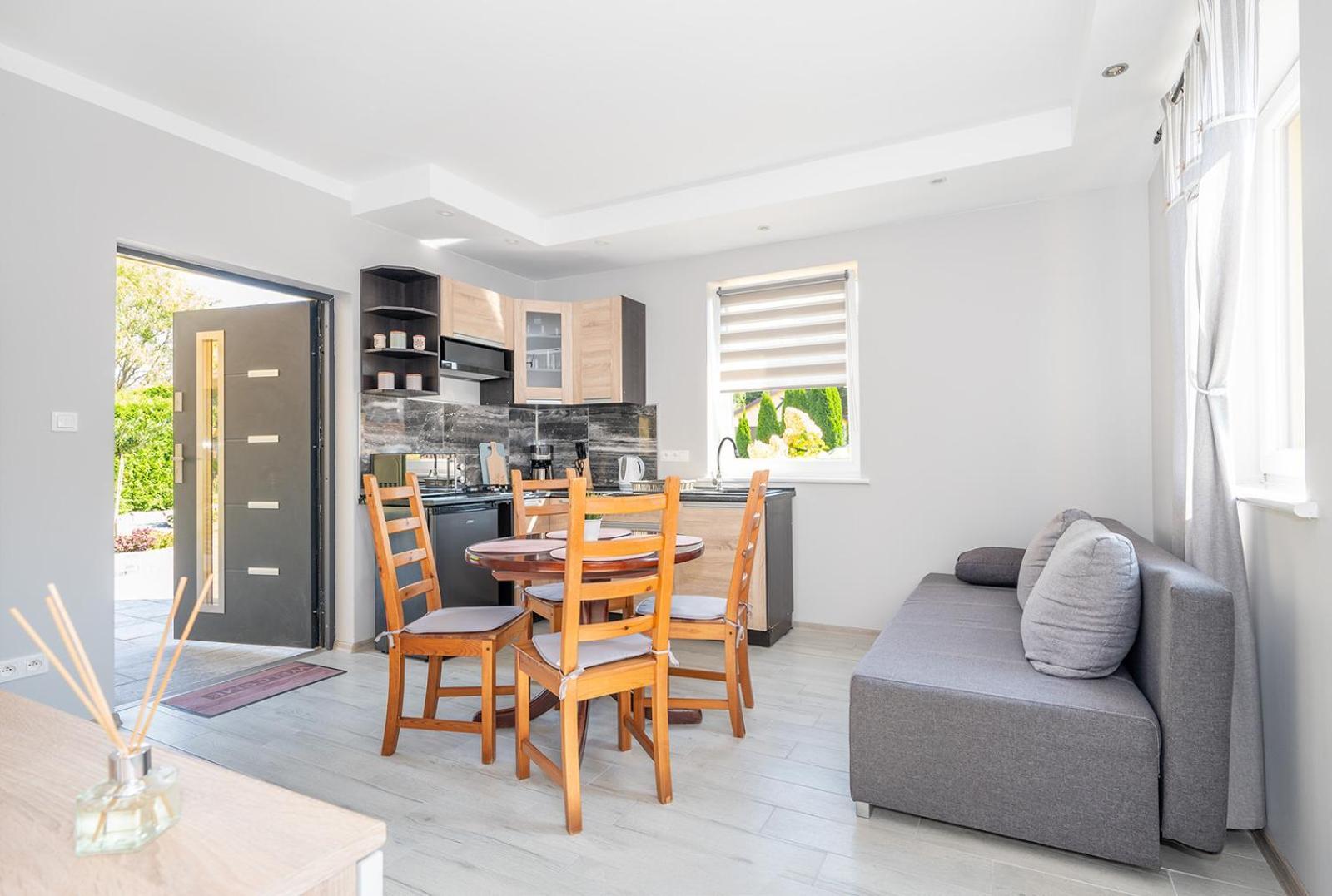 Przyjazna Osada - Domki I Apartamenty Ujście-Darłowskie Extérieur photo